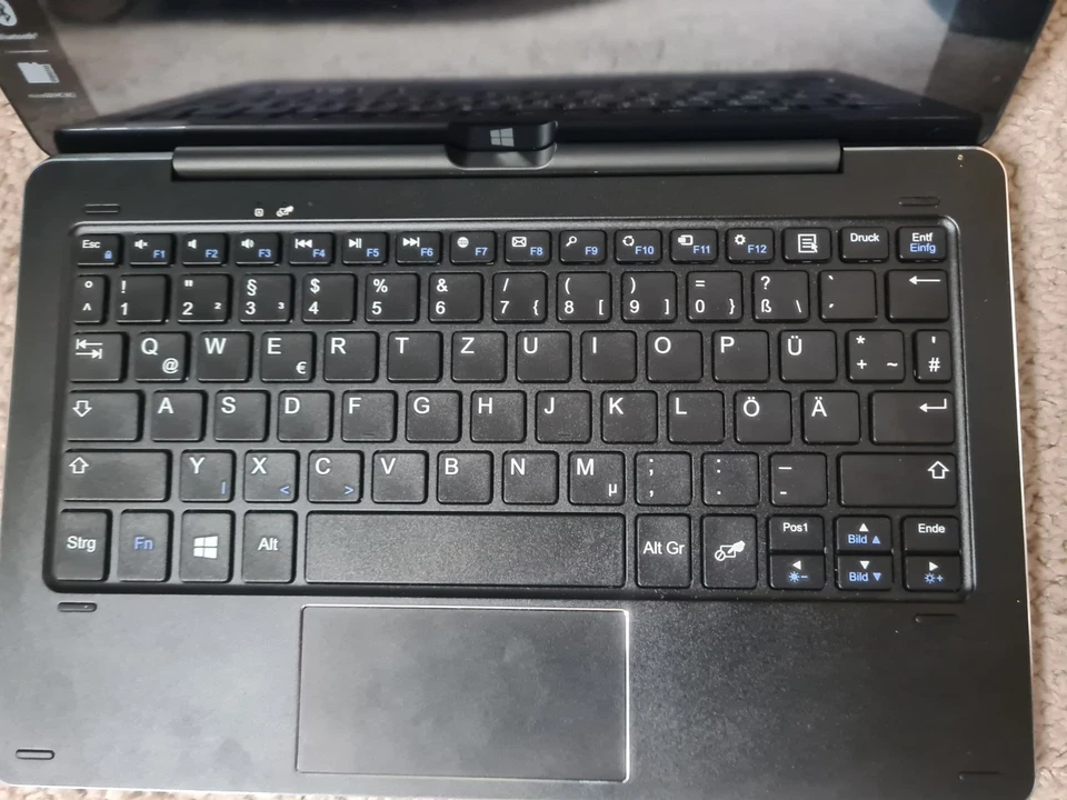 Trekstor SurfTab Duo W1 WiFi, Windows 10, Volks-Tablet - Bild 2 von 4