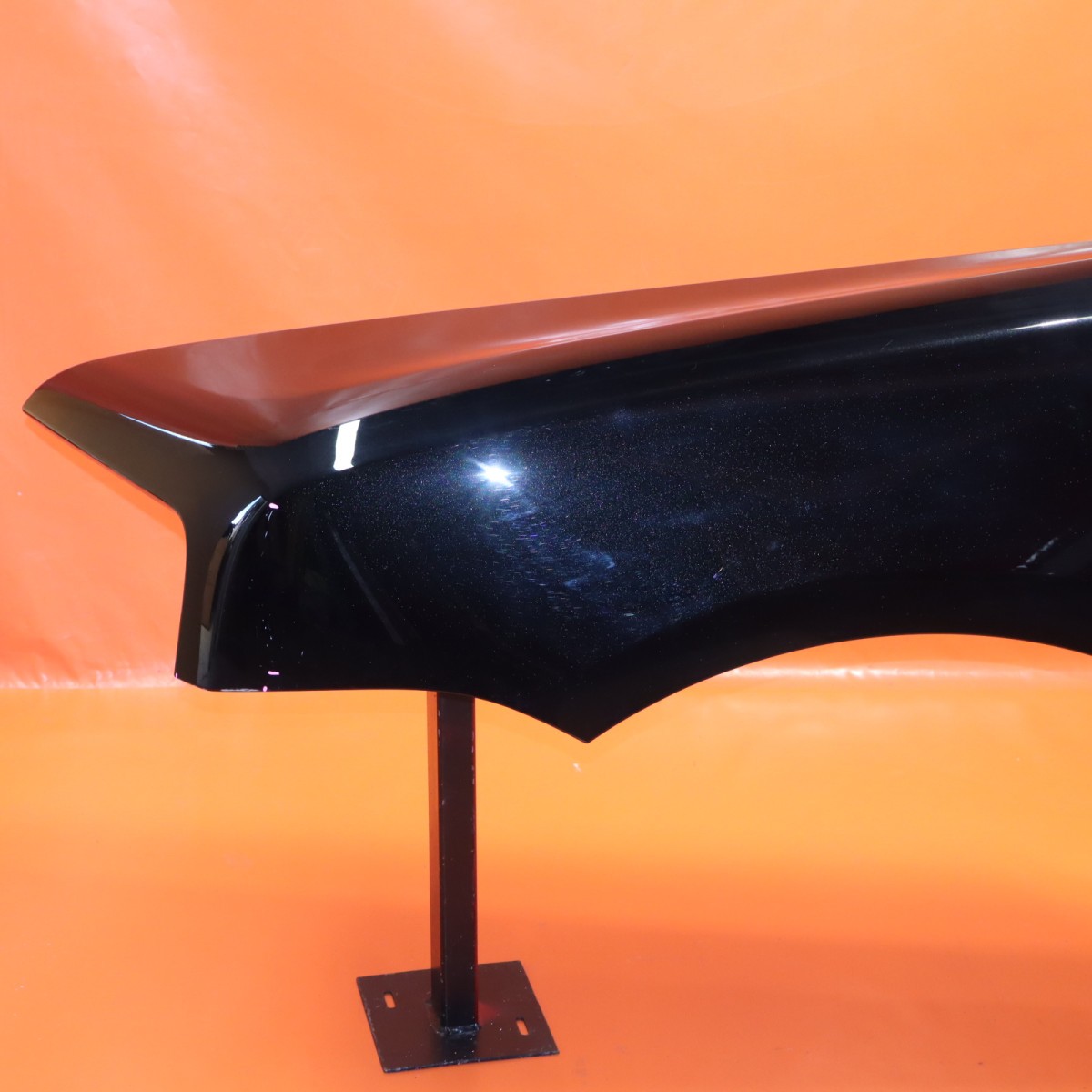 Rolls-Royce Cullinan 2025-2026 Left Fender P/N 41359633689