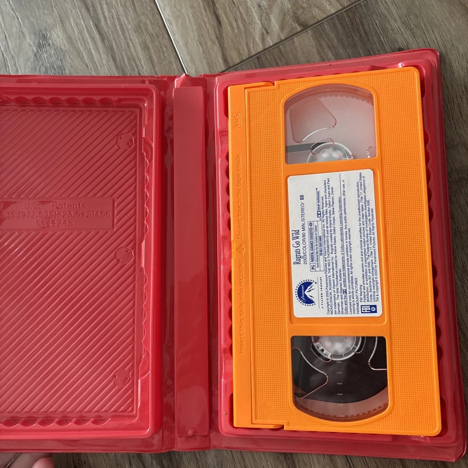 Rugrats Go Wild (VHS, 2003) Clamshell - Image 3 of 3