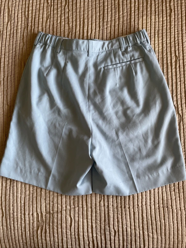 Vintage CUTTER & BUCK Baby Blue High Rise Tailored Relaxed Lightweight Shorts 6 - Image 3 of 4