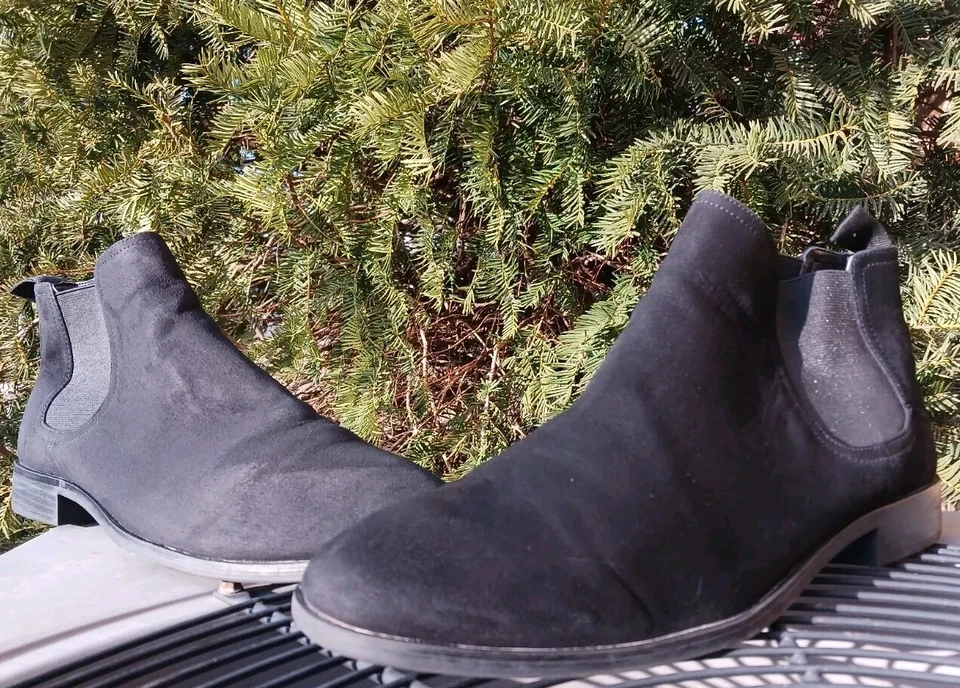 Botas Chelsea clásicas de gamuza negra para hombre de HM - talla 11,5 EU 45 Foto 3 de 4