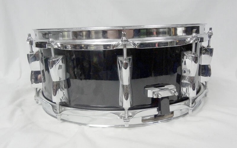 Tarola Yamaha Stage Custom All Birch Shell 14,5" x 7' Raven Black SBS 1455 - Imagem 3 de 4