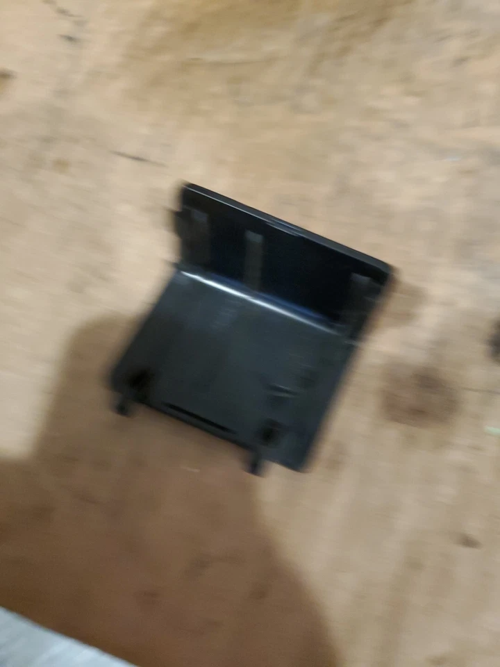 BMW 328I XDRIVE E90 LCI 2009-2012 - Cubierta OBD / Tapa 7145700 Foto 4 de 4