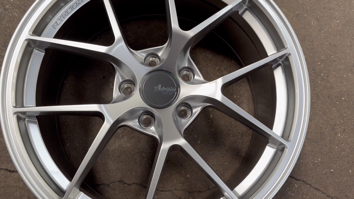 New 18x8.5J Advanti Astra (4 Wheel) 5x114.3 SILVER fit Honda