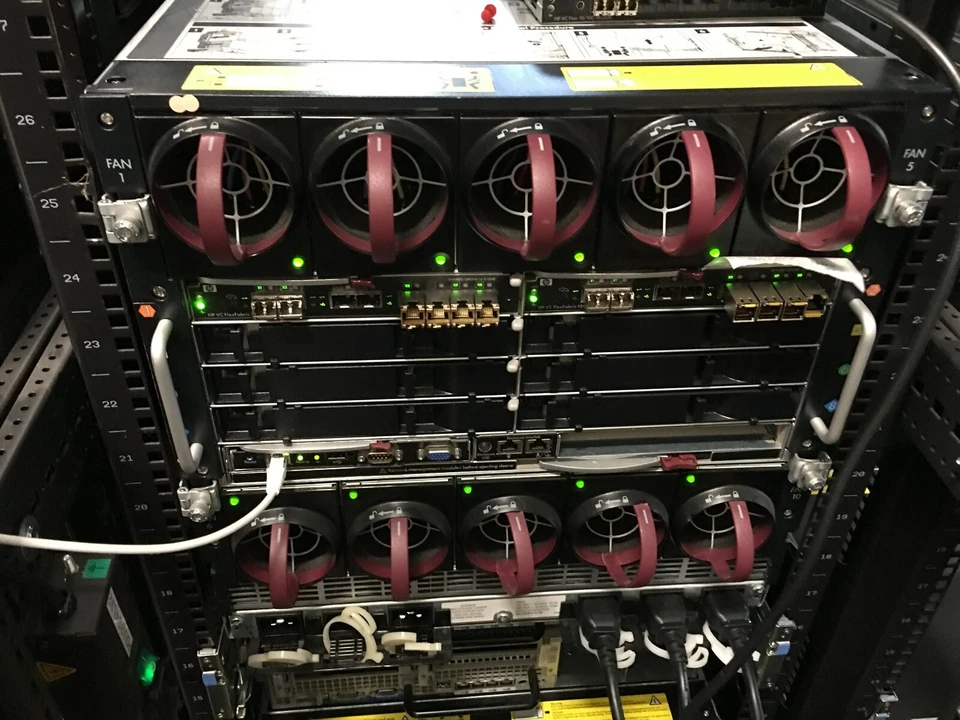 HP C7000 G3 Platinum BladeSystem 32x E5-4650v2 320 CPU Cores 2.0TB RAM Rendering - Image 2 of 4