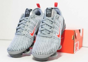 nike vapormax flyknit university red