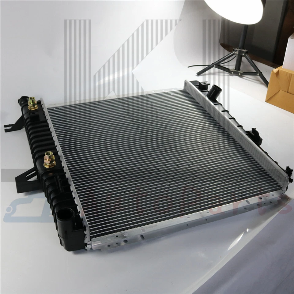 Radiator For Ford Mazda Explorer Ranger B3000 B4000 Mercury Mountain3.0L 4.0L V6 - Image 4 of 4