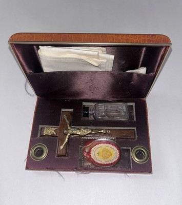 vtg traveling mass kit/last rites set Religious Holy Water, Catholic  Cross Rare