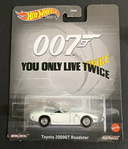 Hot Wheels James Bond 007 You Only Live Twice Toyota 2000GT Roadster, Neu!