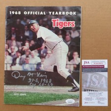 Vintage Tigers 1968 Yearbook  Denny McLain 1968 MVP & Cy Young Awards - JSA  !