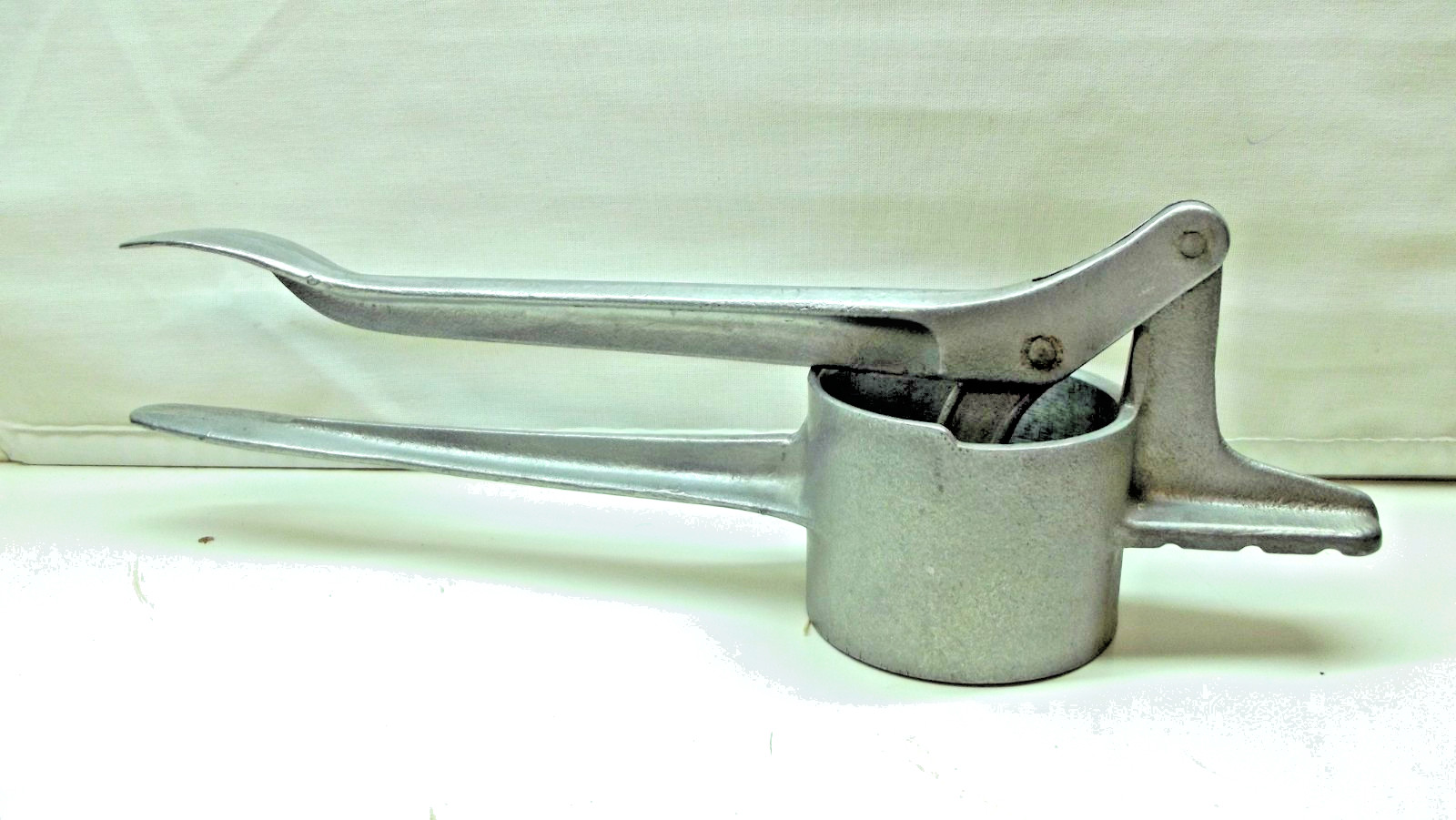 Spätzlepresse Spätzle Spaghetti-Eis 39cm SPÄTZLEDRÜCKER KARTOFFELPRESSE !