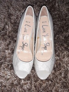 stone coloured shoes stone coloured shoes
