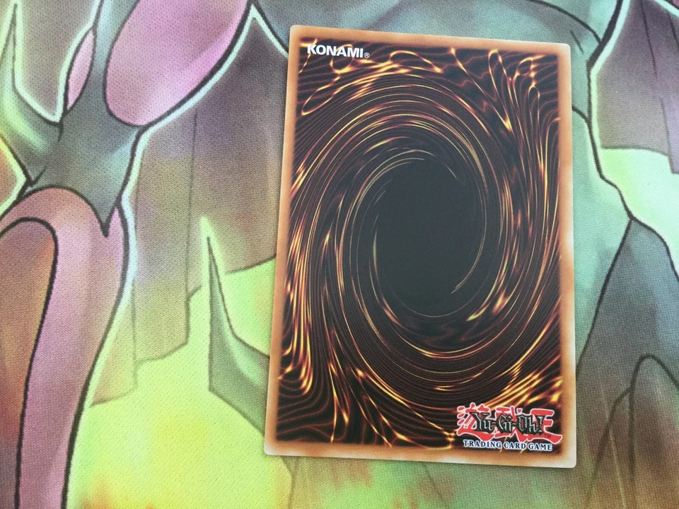 DRL2-EN028 Toon Mask Secret Rare Mint Condition 1st Edition Yugioh - Image 4 of 4