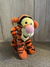 Walt Disney Company Vintage Tigger Plush item 93T7438 14  Winnie The Pooh Great
