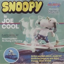 SNOOPY JOE COOL SURFER DUDE ATLANTIS PLASTIC MODEL SNAP TOGETHER KIT