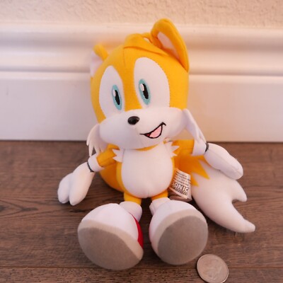 (Great Eastern Entertainment) Sonic The Hedgehog Tails Holding Tail 