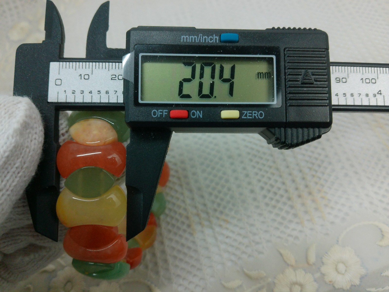 Jade Multi Colored Stone Overlapping Circles Chun… - image 8