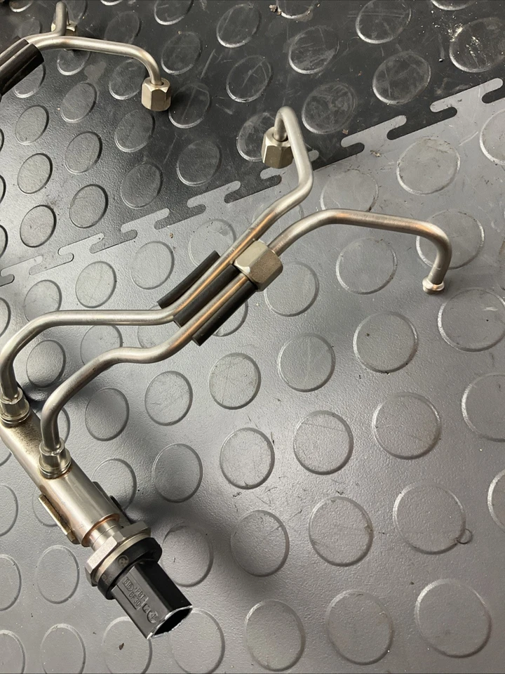 2009-2017 BMW X3 XDRIVE35I F25 высокого давления топливная рейка / труба OEM 7649710 - Изображение 2 из 4