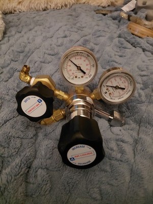 Air Liquide High Purity Two Stage Comoressed Gas Regulator HPT500-15-540-DK