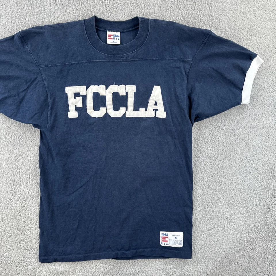 Camiseta deportiva vintage Eagle EE. UU. azul con timbre mediano hecha en EE. UU. FCCLA gay #1 Foto 2 de 4