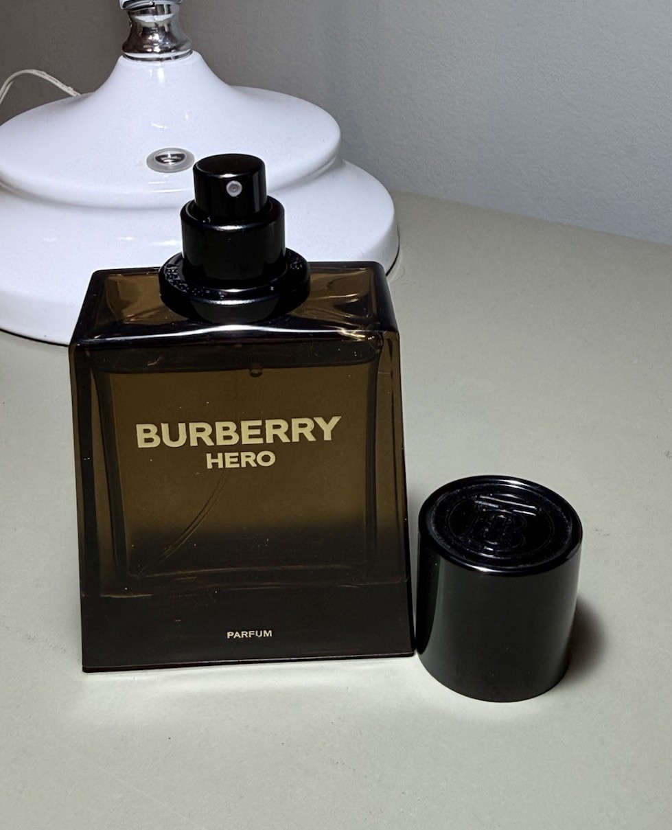 Burberry Hero - Parfum - 50ml. (2024). Men&rsquo;s Cologne