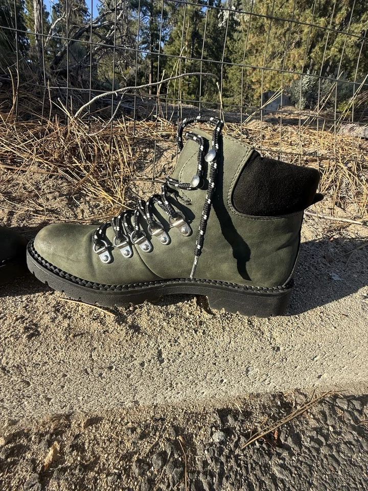 Steve Madden Botas de Senderismo de Combate Verde Radiante Para Mujer Talla 9 Suela Estrella Foto 3 de 4
