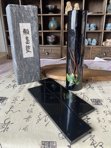 Vase Ikebana japonais en laque
