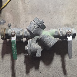 Zurn 975XL2 2 in RPZ Backflow Preventer Manual Valve