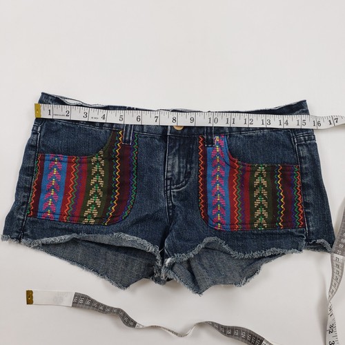 Element Shorts Womens Size 28 Cut-Off Patch Pockets Med Wash Blue Denim Cotton - Picture 5 of 8