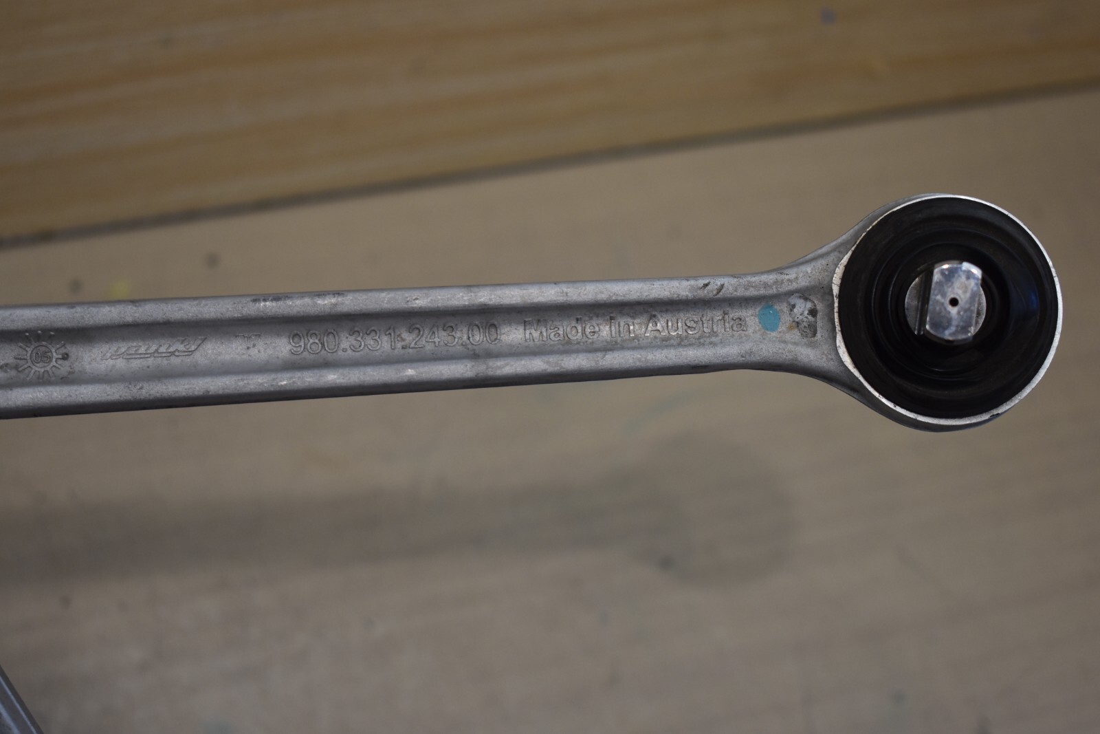 2004 2005 2006 PORSCHE CARRERA GT REAR SUSPENSION UPPER CONTROL ARM GENUINE OEM