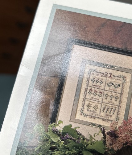 The Herb Garden & The Orchard Cross Stitch Patterns Shepherd’s Bush W/Fabric - Picture 6 of 6