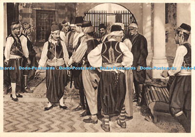 D057942 12. Rodi. Nell atrio della Moschea di Murad Reis. Enrico Verdesi. Cartol