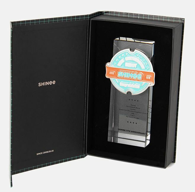 SHINee 11TH ANNIVERSARY セット SHINee DEBUT 11th ANNIVERSARY SMTOWN OFFICIAL GOODS TROPHY SEALED