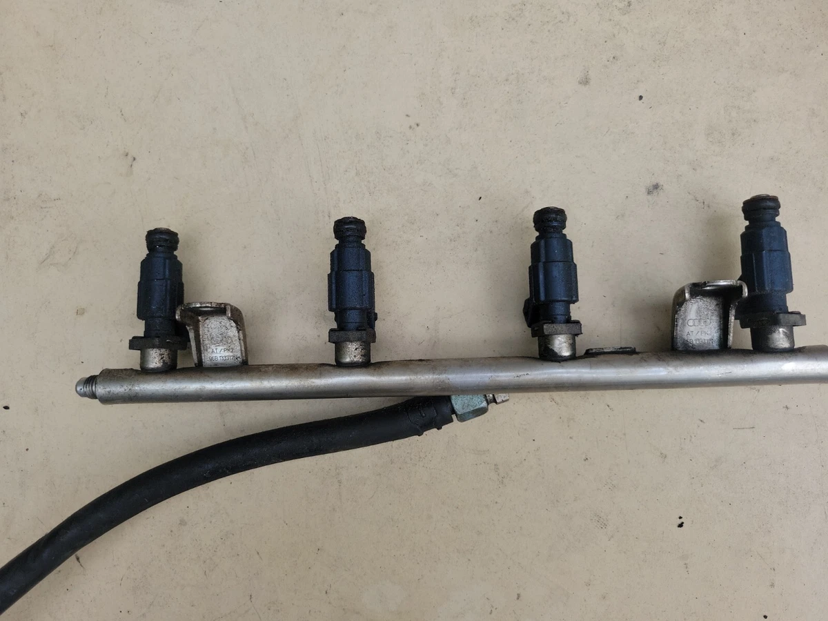 Audi A4 B6 1.8T Gasoline Fuel Rail and Injectors 06B133317N eBay
