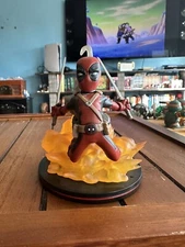 MARVEL Comics QMX Q-Fig DEADPOOL Figure Loot Crate Exclusive 2015