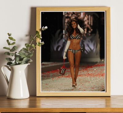 Victoria's Secret Modell: 10''''x8'''' professionelles Foto
