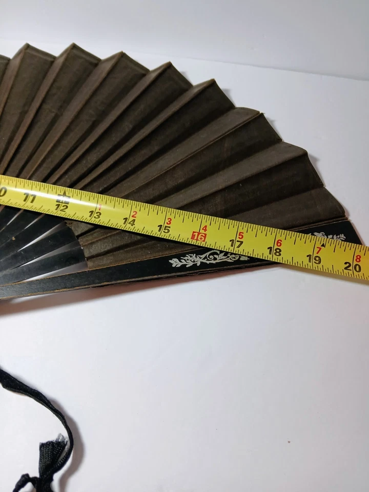 Antiguo ventilador de luto victoriano grande marrón negro 12 pulgadas por 20 pulgadas Foto 4 de 4