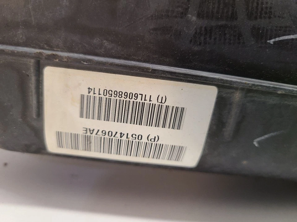 09 10 11 12 13 14 15 16 17 Dodge Ram 1500 3.6l 5.7l Fuel Vapor Canister Foto 4 de 4