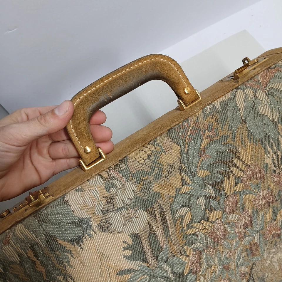 French Luggage - Fabric & Leather Briefcase-with Lock Tapestry Embroidery Floral - Image 2 of 4