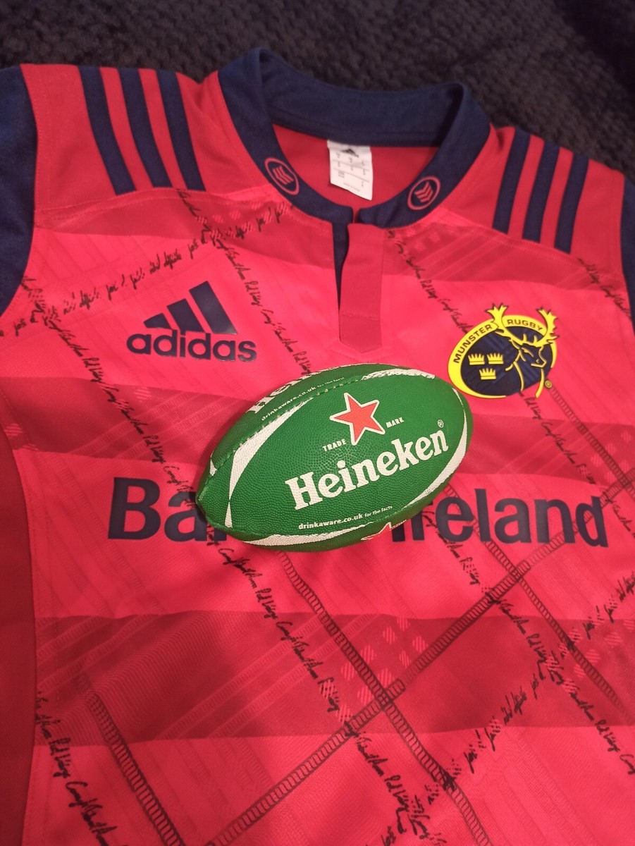Echarpes de collection sur le rugby