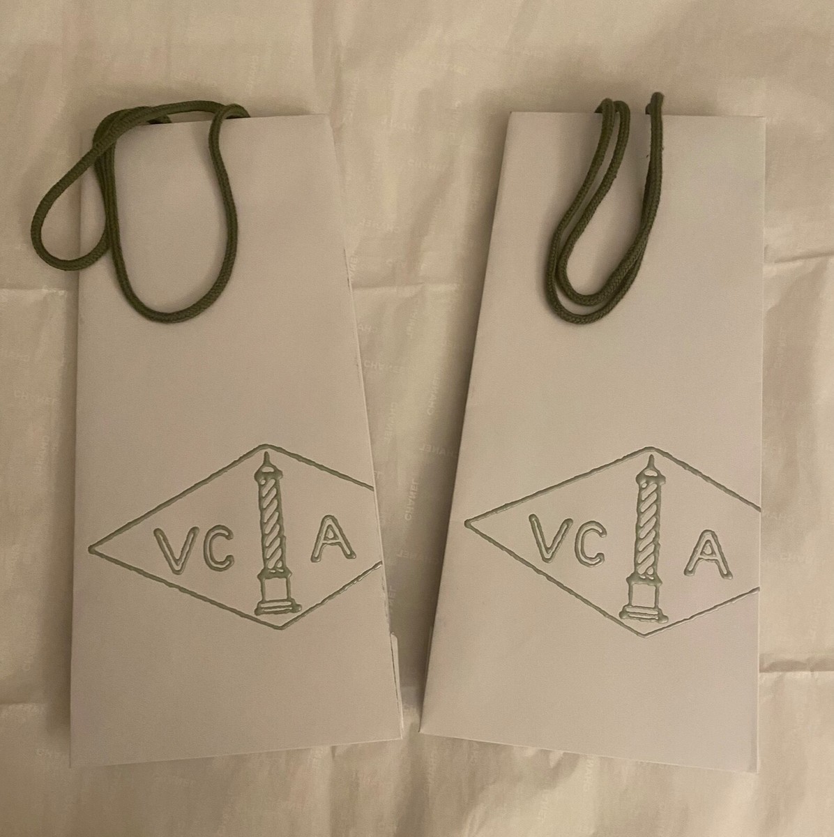 Van Cleef & Arpels White Tall Gift Shopping Bag Tote 12.25” x 5.75