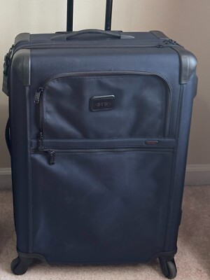 NEW Tumi SHORT TRIP Expandable 4 Wheel Packing Suit Case - Navy Blue - Used once