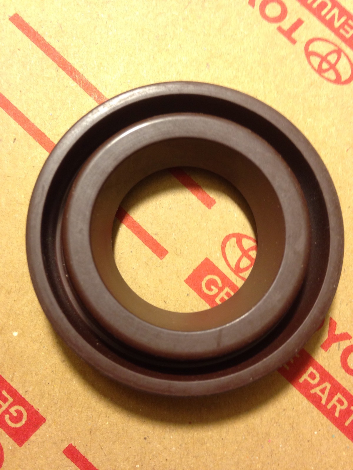 Toyota Genuine OEM Land Cruiser Lexus LX450 9397 Spark plug tube seal