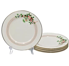 International UltraBone YULETIDE SEASON Set(s) 6 Dinner Plates EXCELLENT