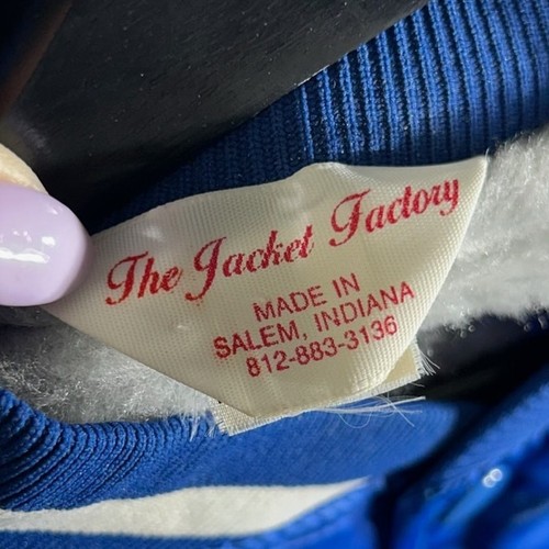 Vintage University of Kentucky Spellout Satin Bomber Jacket - Picture 7 of 7