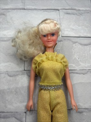 Uneeda Doll Co Clone, Blonde Fashion Doll, Gold Jumper, Hong Kong Lot F