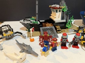 LEGO City Deep Sea Exploration Vessel 60095 Complete  with Minifigs