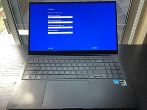 Samsung Galaxy Book 2 15.6 Gaming Intel Core i7 12th gen 8core 16GB RAM 1TB SSD