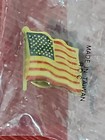 R.O.C. VINTAGE Enamel Lenticular AMERICAN FLAG WAVING. Lapel Hat Tie pin, Sealed — photo 1