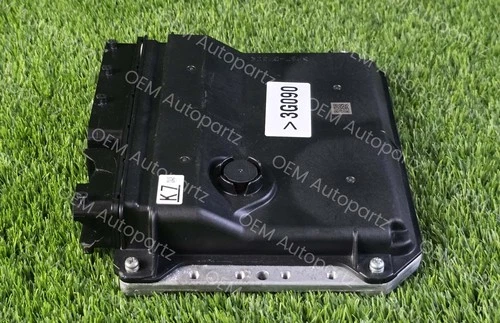 Toyota Hiace 3.0L Diesel 89661-26M50 Moteur Unité Contrôle ECU OEM Jdm Occasion - Picture 9 of 13